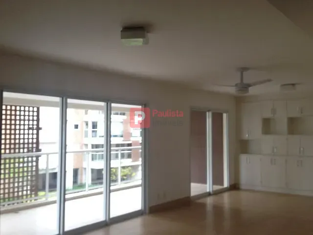 Apartamento com 186m² 3 quartos e 3 banheiros, para alugar, no bairro Chácara Santo Antônio (Zona Sul) em São Paulo