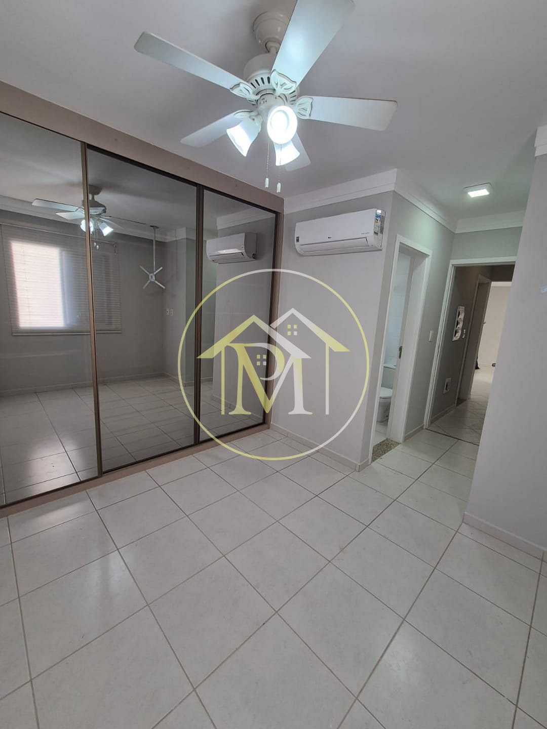 Apartamento para alugar com 3 quartos, 90m² - Foto 4
