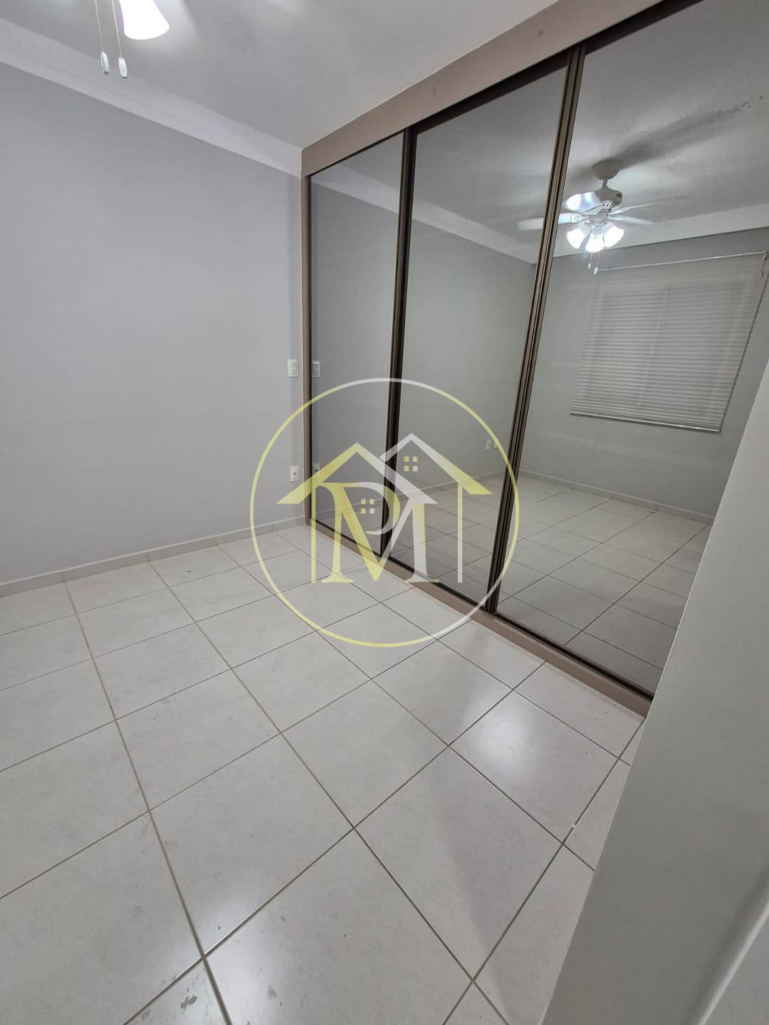 Apartamento para alugar com 3 quartos, 90m² - Foto 8