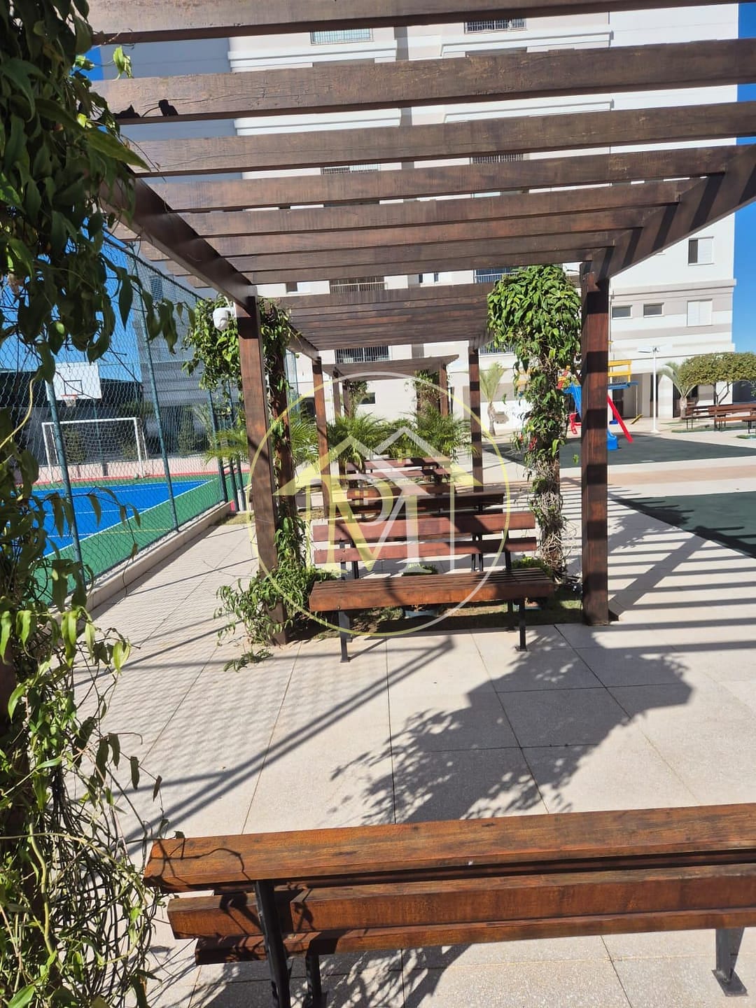 Apartamento para alugar com 3 quartos, 90m² - Foto 9