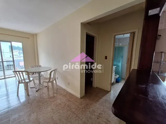 Apartamento com 78m² 1 quarto e 1 banheiro, para alugar, no bairro Centro em Caraguatatuba