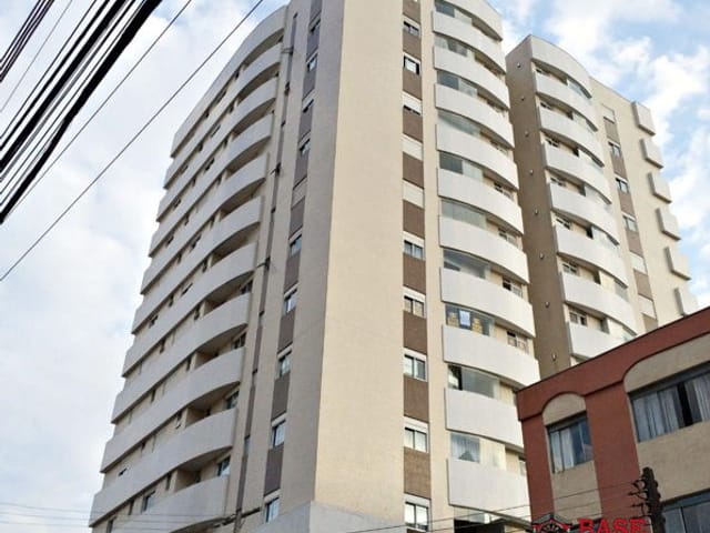 Apartamento com 104m² 3 quartos e 1 banheiro, à venda, no bairro Centro em Ponta Grossa