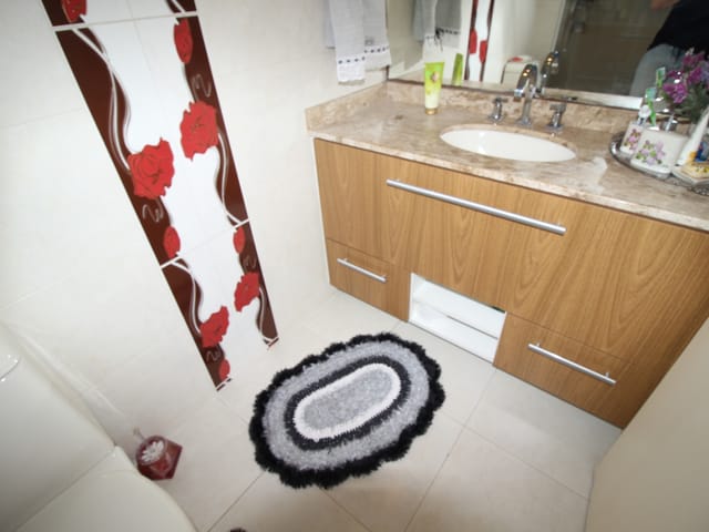 Apartamento com 104m² 3 quartos e 1 banheiro, à venda, no bairro Centro em Ponta Grossa
