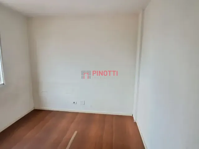 Apartamento 2 quartos e 1 banheiro, à venda, no bairro Vila Baeta Neves em São Bernardo do Campo