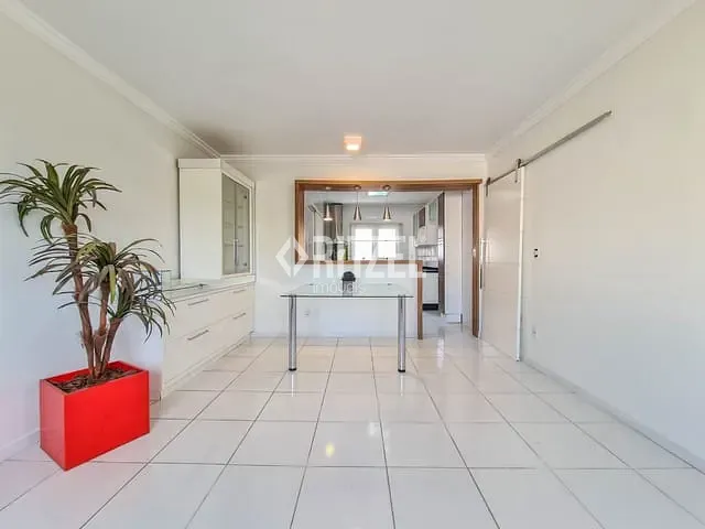 Apartamento 2 quartos e 2 banheiros, à venda, no bairro Jardim Mauá em Novo Hamburgo