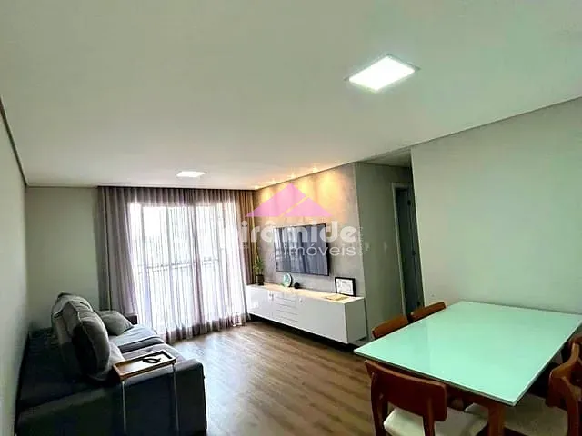 Apartamento 3 quartos e 2 banheiros, à venda, no bairro Parque Industrial em São José dos Campos