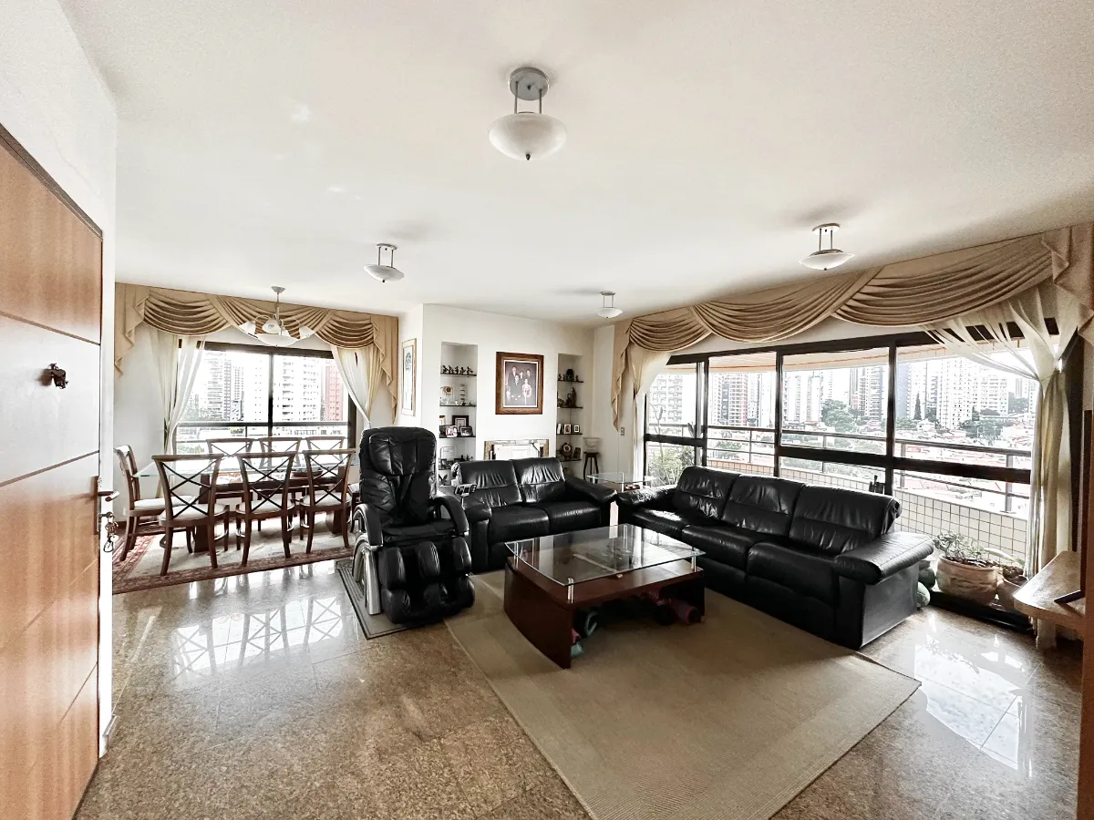 Apartamento para venda em Vila Mariana com 4 quartos, sendo 2 suítes, 177m²