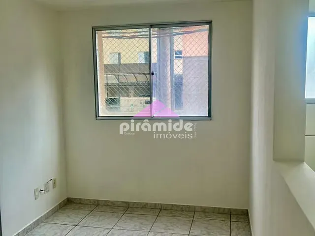 Apartamento 2 quartos e 2 banheiros, à venda, no bairro Conjunto Residencial Trinta e Um de Março em São José dos Campos