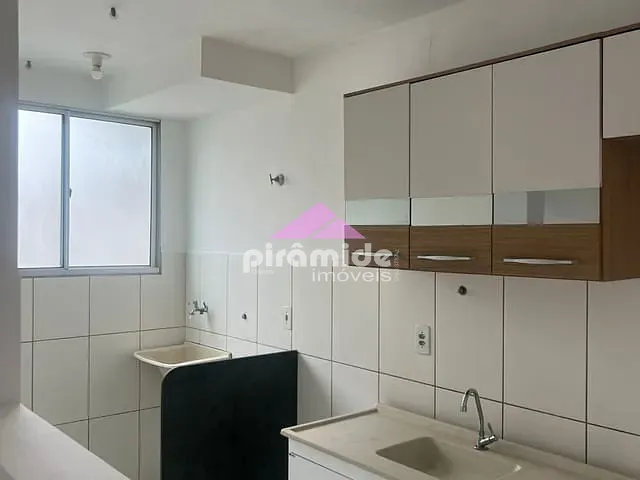 Apartamento 2 quartos e 2 banheiros, à venda, no bairro Conjunto Residencial Trinta e Um de Março em São José dos Campos