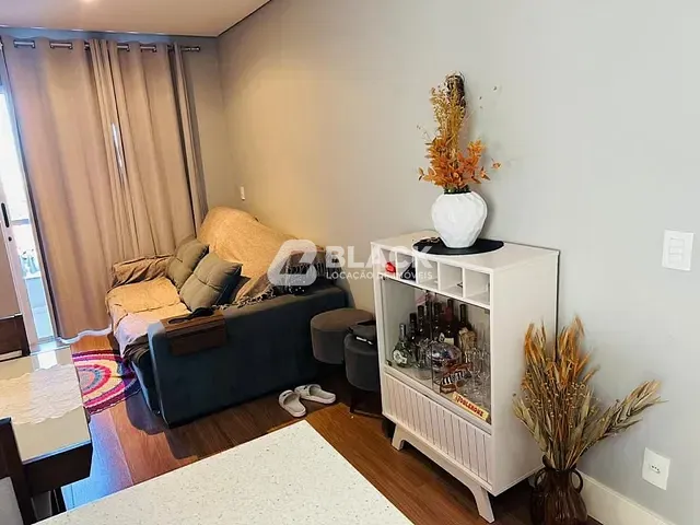 Apartamento com 50m² 2 quartos e 1 banheiro, à venda ou para alugar, no bairro Wanel Ville em Sorocaba