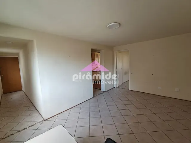 Apartamento 1 quarto e 1 banheiro, à venda, no bairro Jardim São Dimas em São José dos Campos