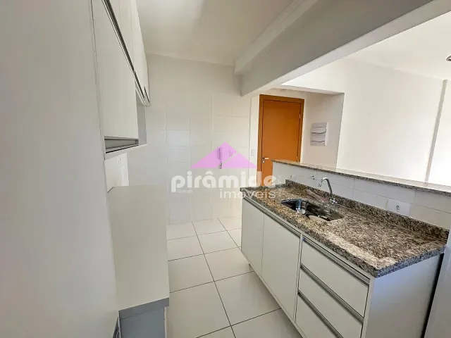 Apartamento 2 quartos e 1 banheiro, para alugar, no bairro Jardim Satélite em São José dos Campos