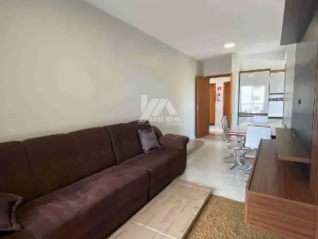 Apartamento 2 quartos e 1 banheiro, para alugar, no bairro Uvaranas em Ponta Grossa