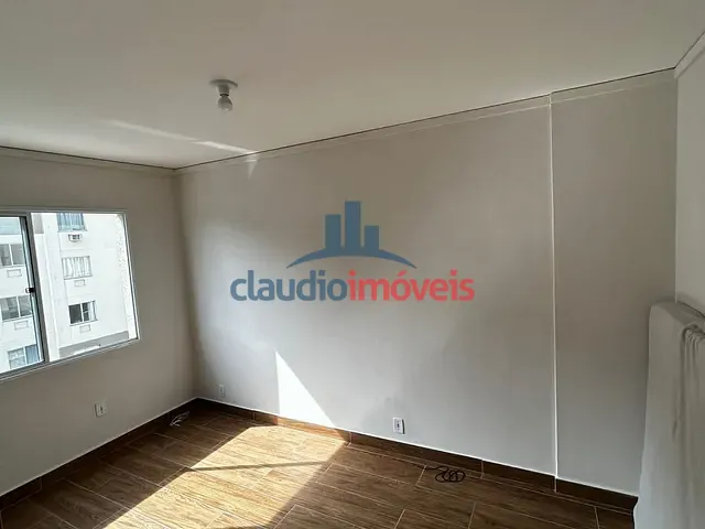 Apartamento 2 quartos e 1 banheiro, para alugar, no bairro Retiro em Volta Redonda