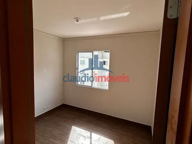 Apartamento 2 quartos e 1 banheiro, para alugar, no bairro Retiro em Volta Redonda