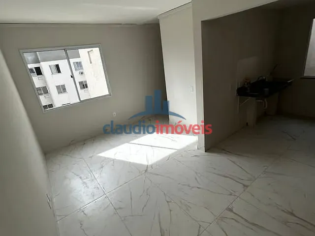 Apartamento 2 quartos e 1 banheiro, para alugar, no bairro Retiro em Volta Redonda