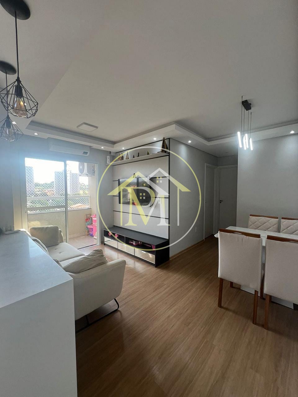 Apartamento à venda com 2 quartos, 57m² - Foto 1