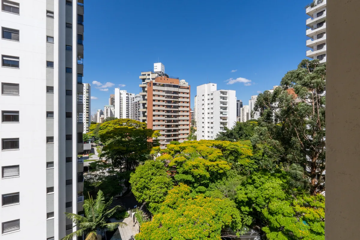 Apartamento para venda em Campo Belo com 3 quartos, sendo 1 suíte, 107m²