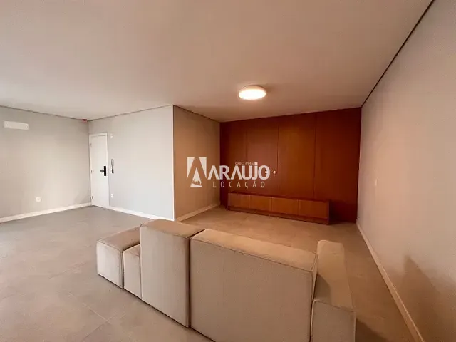 Apartamento para alugar, no bairro Centro em Itajaí