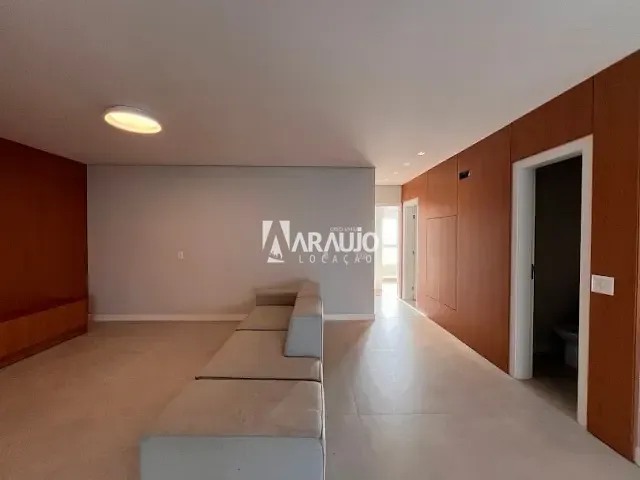 Apartamento para alugar, no bairro Centro em Itajaí