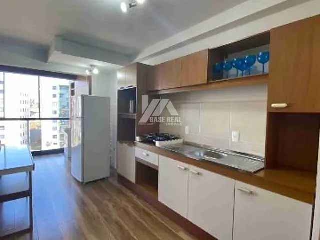 Apartamento 2 quartos e 2 banheiros, para alugar, no bairro Contorno em Ponta Grossa