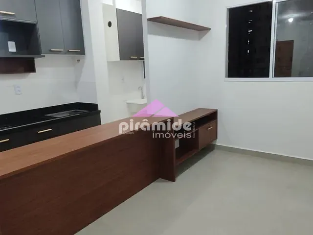 Apartamento 2 quartos e 1 banheiro, para alugar, no bairro Parque dos Ipês em São José dos Campos