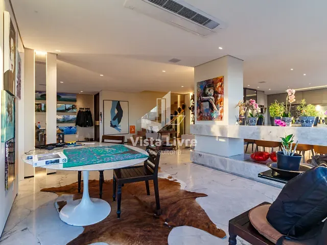 Apartamento com 300m² 3 quartos e 4 banheiros, à venda, no bairro Jardim Paulistano em São Paulo