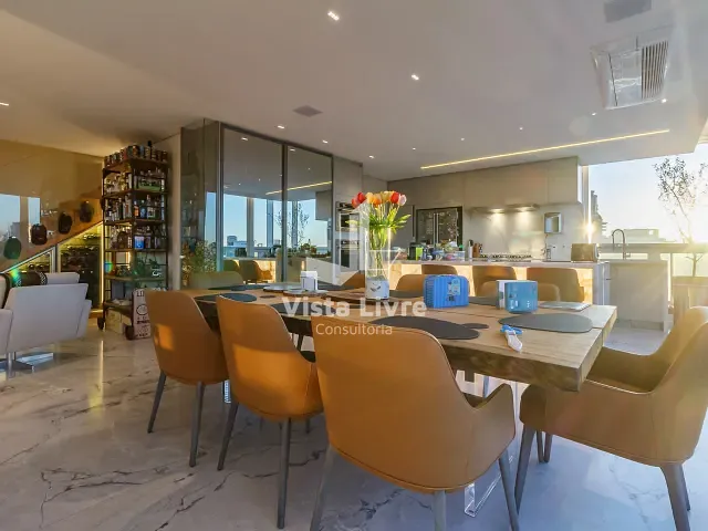 Apartamento com 300m² 3 quartos e 4 banheiros, à venda, no bairro Jardim Paulistano em São Paulo