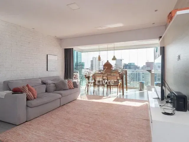 Apartamento com 75m² 2 quartos e 2 banheiros, à venda, no bairro Aclimação em São Paulo