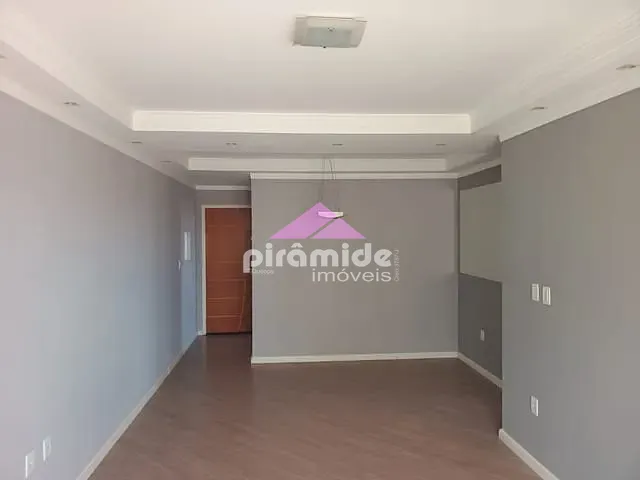 Apartamento com 102m² 3 quartos e 2 banheiros, à venda, no bairro Parque Industrial em São José dos Campos