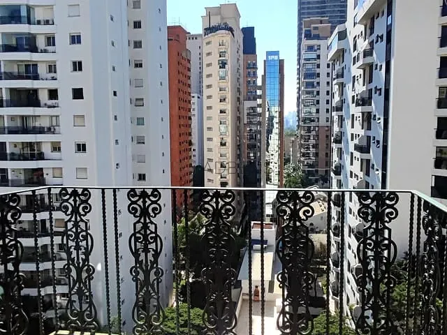 Apartamento 1 quarto e 1 banheiro, para alugar, no bairro Itaim Bibi em São Paulo