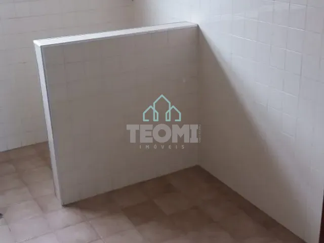 Apartamento 2 quartos e 1 banheiro, à venda, no bairro Parque São Domingos em Pindamonhangaba