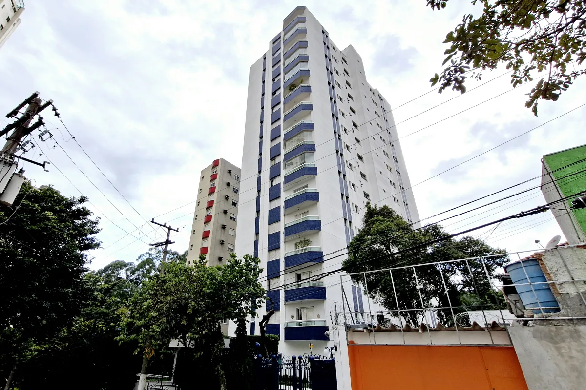 Apartamento para venda em Brooklin Paulista com 3 quartos, sendo 3 suítes, 169m²
