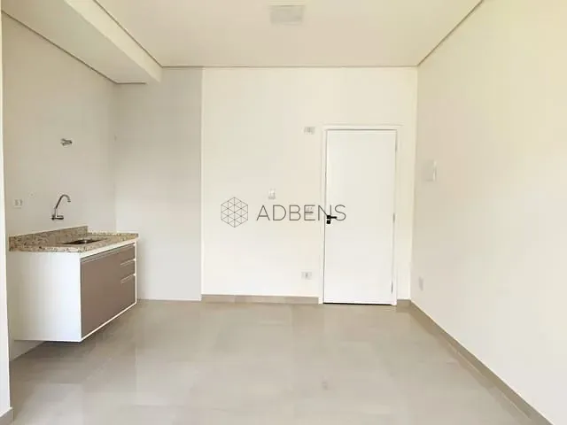 Apartamento 1 quarto e 1 banheiro, para alugar, no bairro República em São Paulo