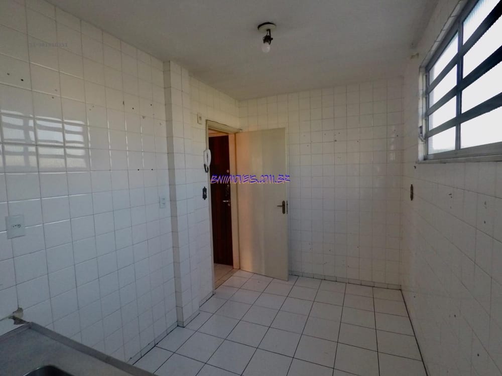Apartamento à venda com 2 quartos, 60m² - Foto 7