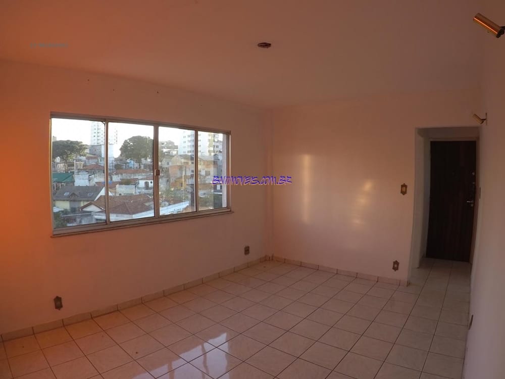 Apartamento à venda com 2 quartos, 60m² - Foto 2