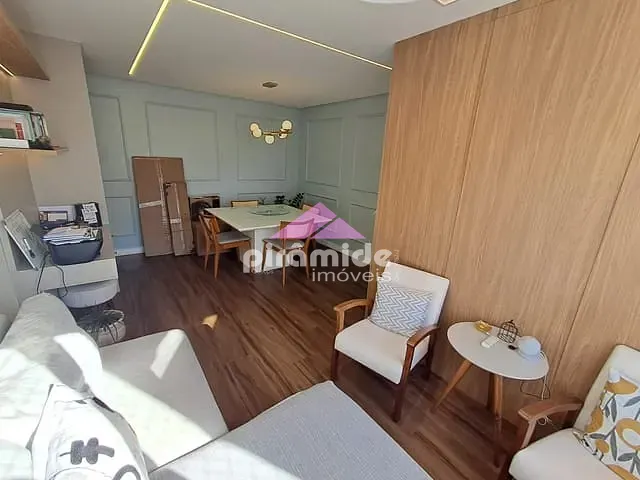 Apartamento 3 quartos e 2 banheiros, à venda, no bairro Jardim das Colinas em São José dos Campos