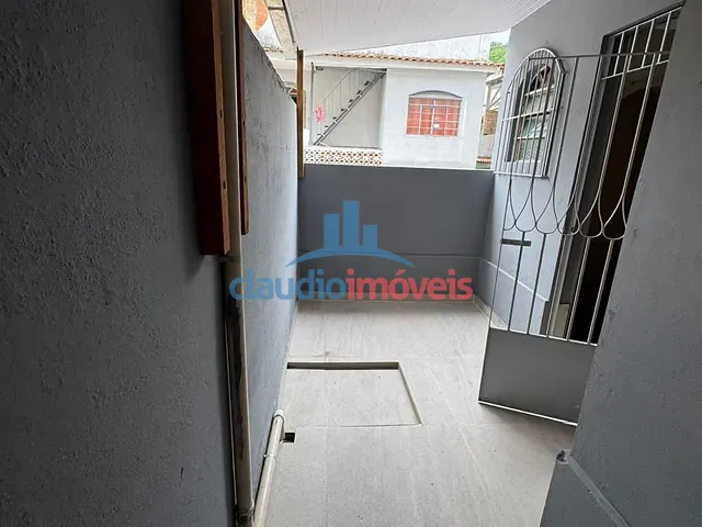 Apartamento 2 quartos e 2 banheiros, à venda, no bairro Jardim Amália em Volta Redonda