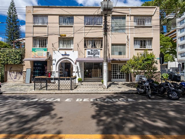 Apartamento 3 quartos e 3 banheiros, à venda, no bairro Juvevê em Curitiba