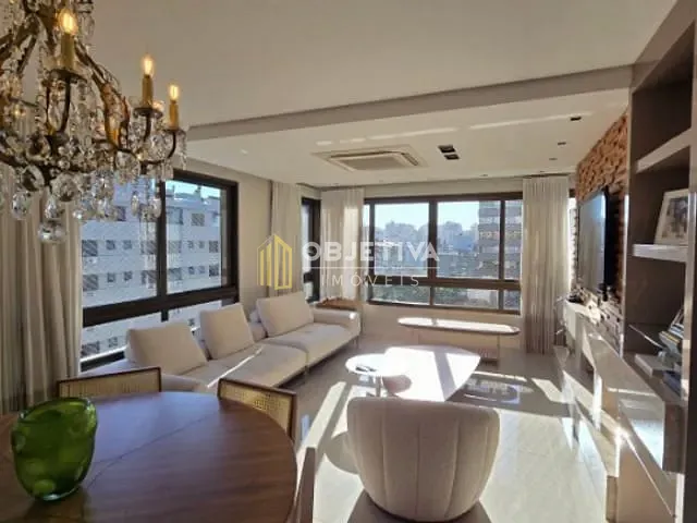 Apartamento com 209m² 3 quartos e 5 banheiros, à venda, no bairro Petrópolis em Porto Alegre