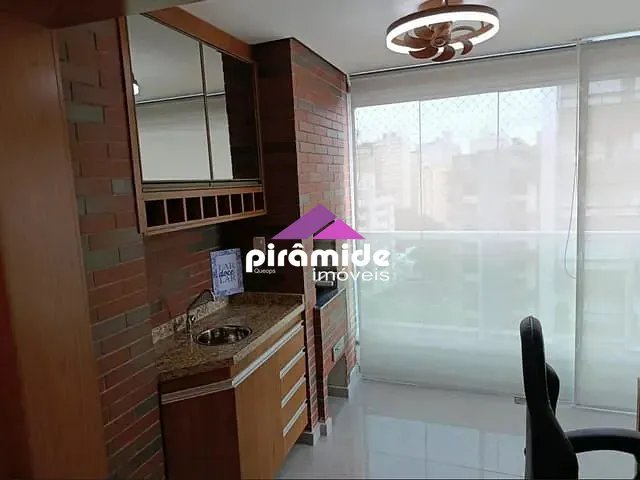 Apartamento 2 quartos e 2 banheiros, à venda, no bairro Vila Adyana em São José dos Campos