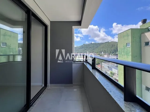 Apartamento 3 quartos e 2 banheiros, à venda, no bairro Dom Bosco em Itajaí