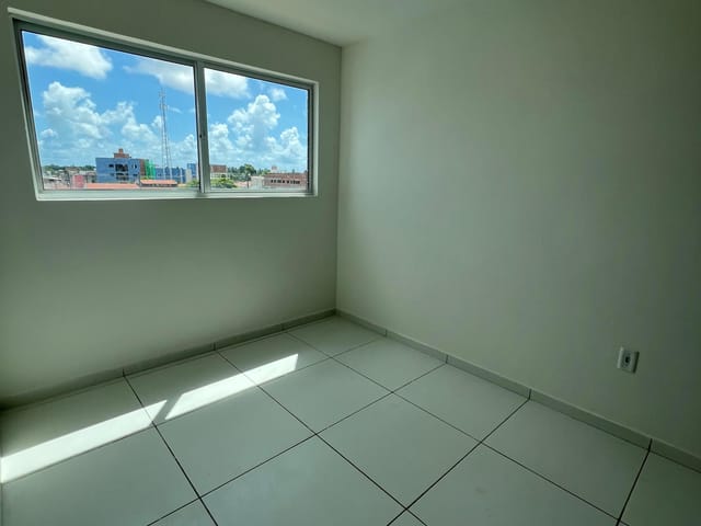 Apartamento 2 quartos e 1 banheiro, à venda, no bairro Paratibe em João Pessoa