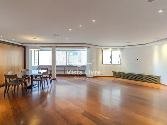 Apartamento com 168m² 3 quartos e 5 banheiros, à venda, no bairro Brooklin Paulista em São Paulo