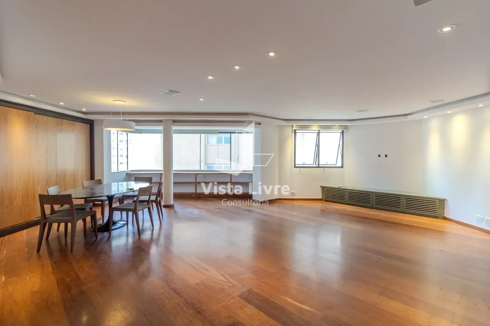 Apartamento, 3 quartos, 168 m² - Foto 1