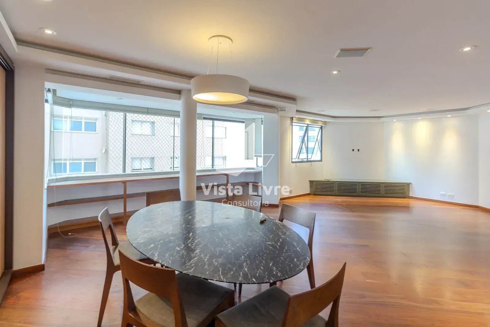 Apartamento, 3 quartos, 168 m² - Foto 2