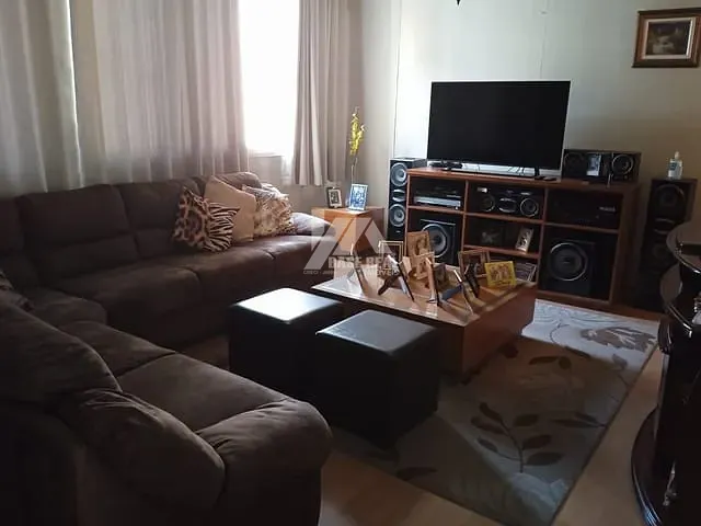 Apartamento com 205m² 3 quartos e 2 banheiros, à venda, no bairro Centro em Ponta Grossa