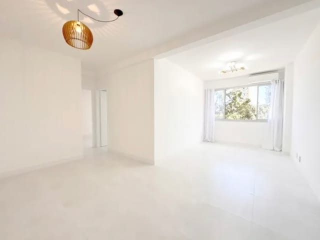 Apartamento 2 quartos e 1 banheiro, à venda, no bairro Barra da Tijuca em Rio de Janeiro