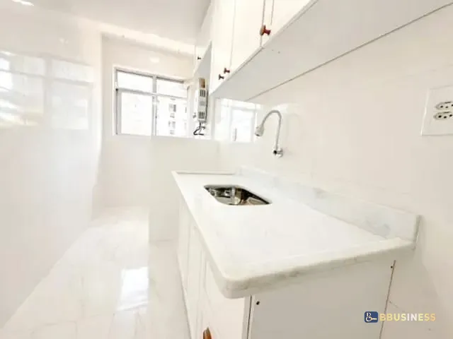 Apartamento 2 quartos e 1 banheiro, à venda, no bairro Barra da Tijuca em Rio de Janeiro