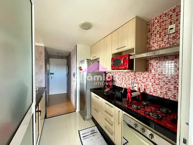 Apartamento 2 quartos e 1 banheiro, para alugar, no bairro Jardim Ismênia em São José dos Campos